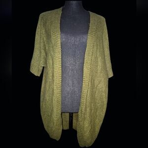 Snuggle Up in Style! Ambiance Apparel Oversized Knit Cardigan - Size L